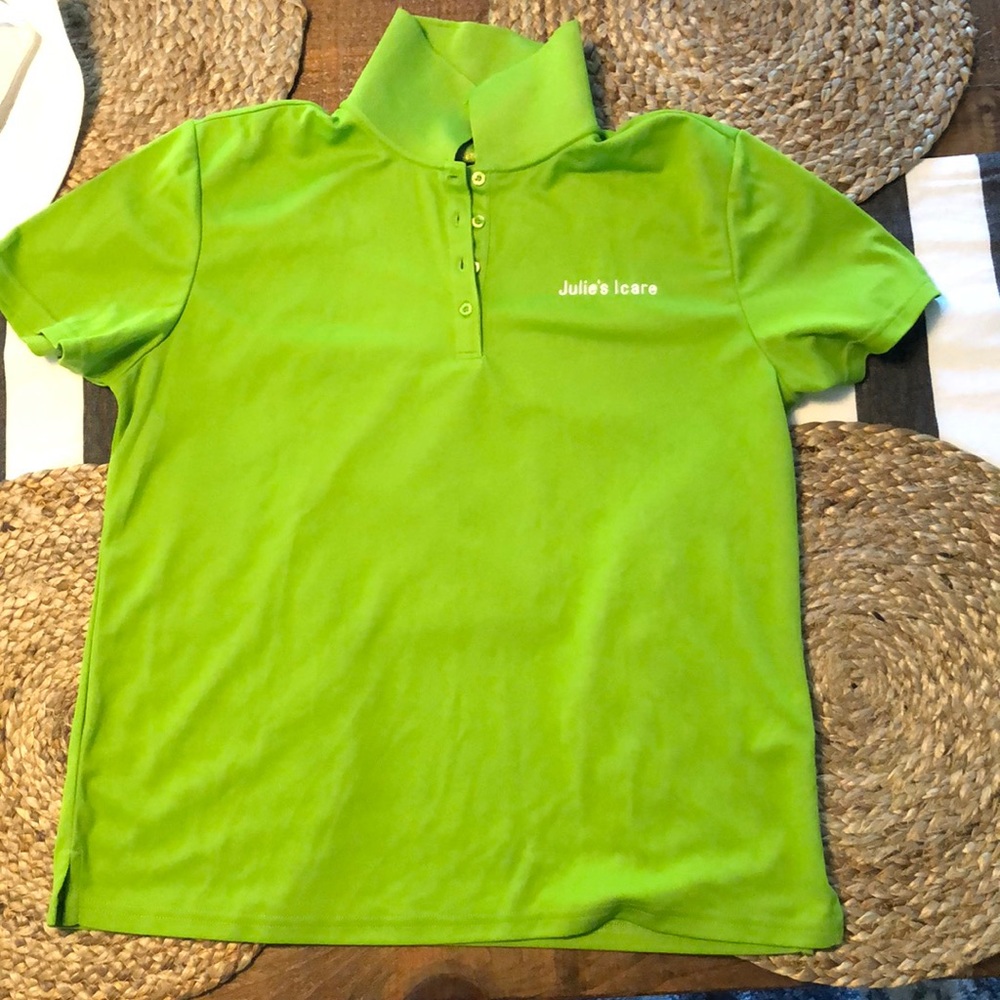 Green golf polo
